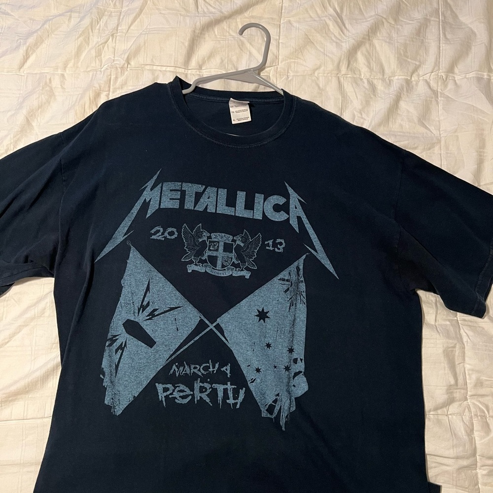 2013 vintage Metallica t shirt size Xl